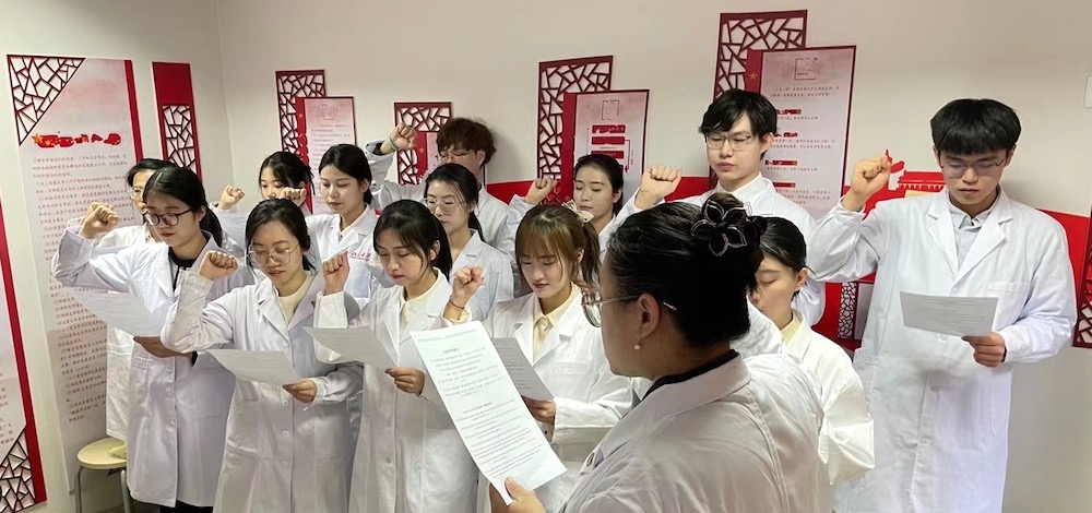 2021-2023 | 15 Peking University Health Science Center (PKUHSC) master’s program graduates start the USC Chan occupational therapy doctorate (OTD) program