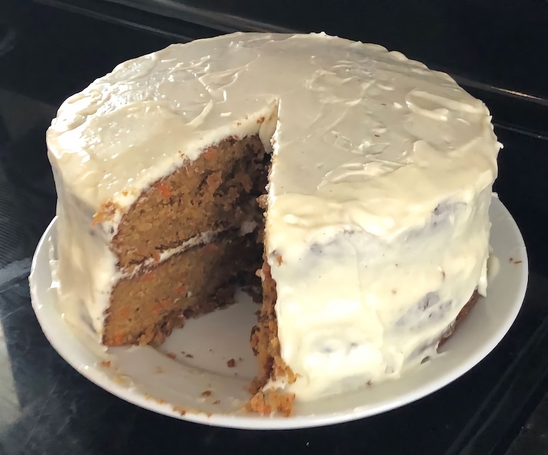 A double-layer carrot cake